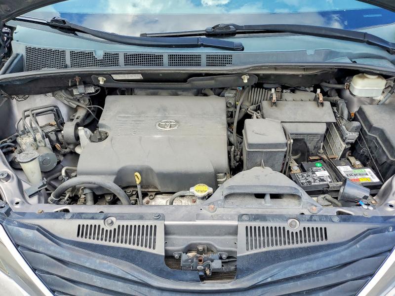Продаж на аукціоні авто 2013 Toyota Sienna, vin: 5TDKK3DC1DS378386, номер лоту: 53573866