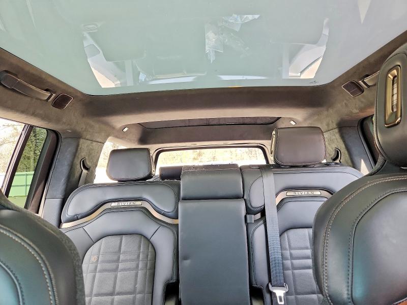 2025 Rivian R1s მანქანა იყიდება აუქციონზე, vin: 7PDSGCBP4SN065223, აუქციონის ნომერი: 52778116