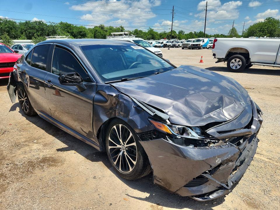Продаж на аукціоні авто 2020 Toyota Camry, vin: 4T1G11AK5LU947450, номер лоту: 53162046