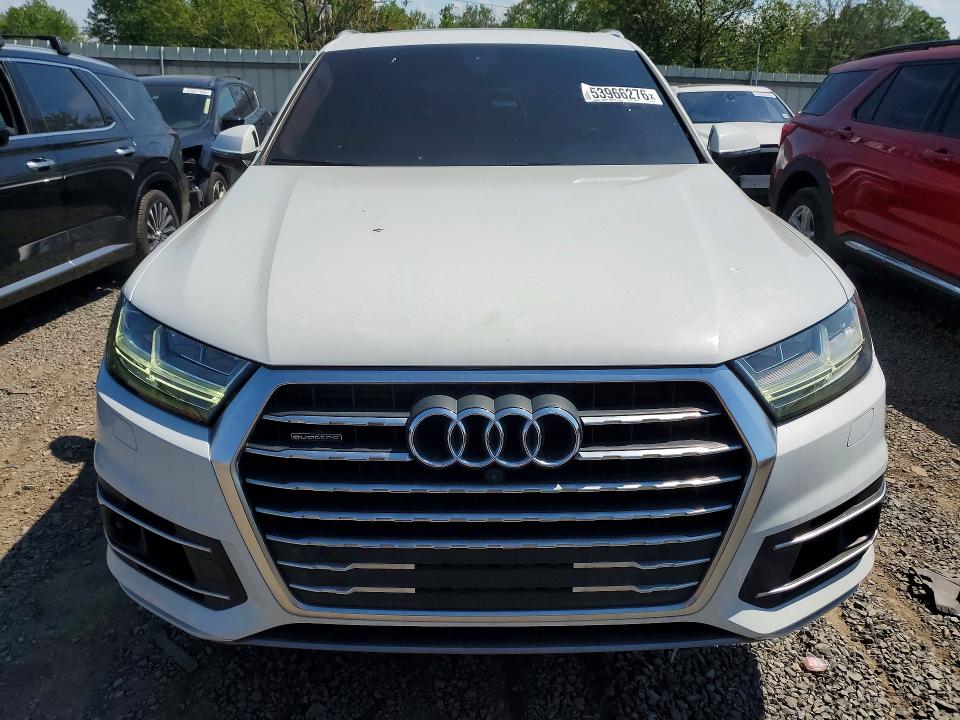 2018 Audi Q7 მანქანა იყიდება აუქციონზე, vin: WA1VAAF71JD013597, აუქციონის ნომერი: 53966276