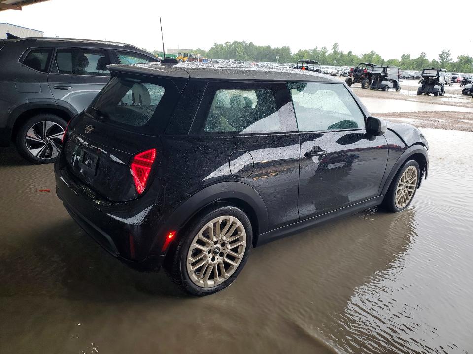 Продажа на аукционе авто 2025 Mini Cooper, vin: WMW23GD04S2W12287, номер лота: 52237086