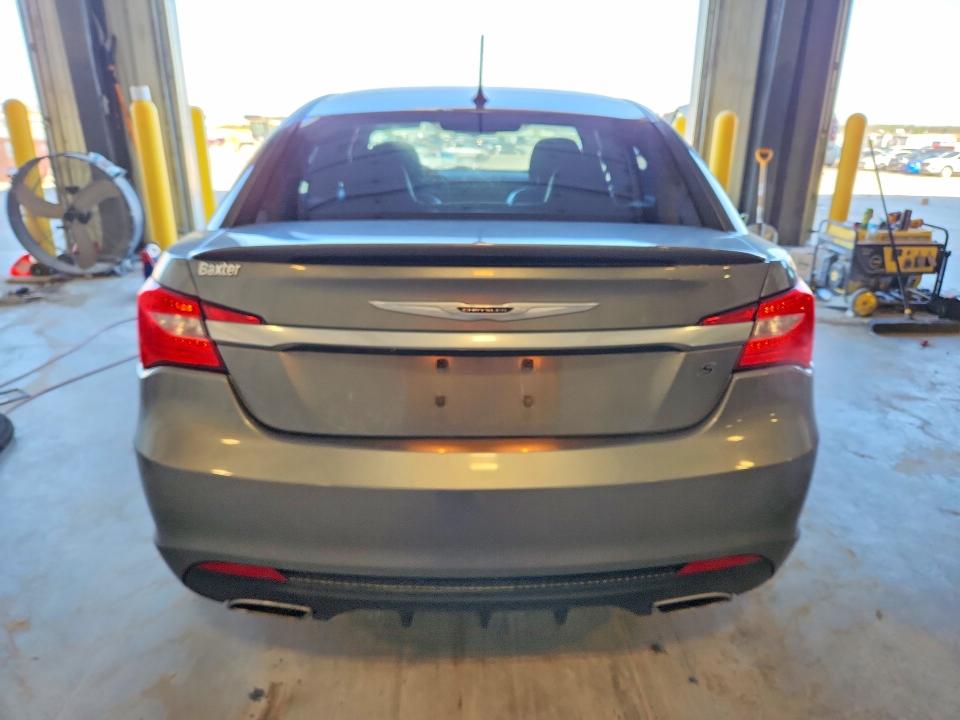 Продаж на аукціоні авто 2013 Chrysler 200, vin: 1C3CCBCG2DN719577, номер лоту: 52051626