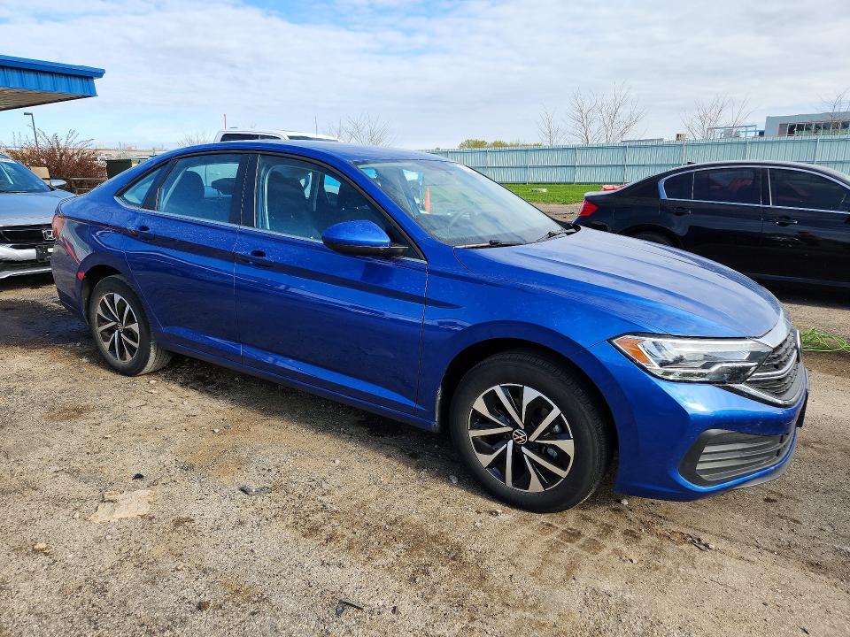 2022 Volkswagen Jetta მანქანა იყიდება აუქციონზე, vin: 3VWCM7BU2NM012856, აუქციონის ნომერი: 51997886