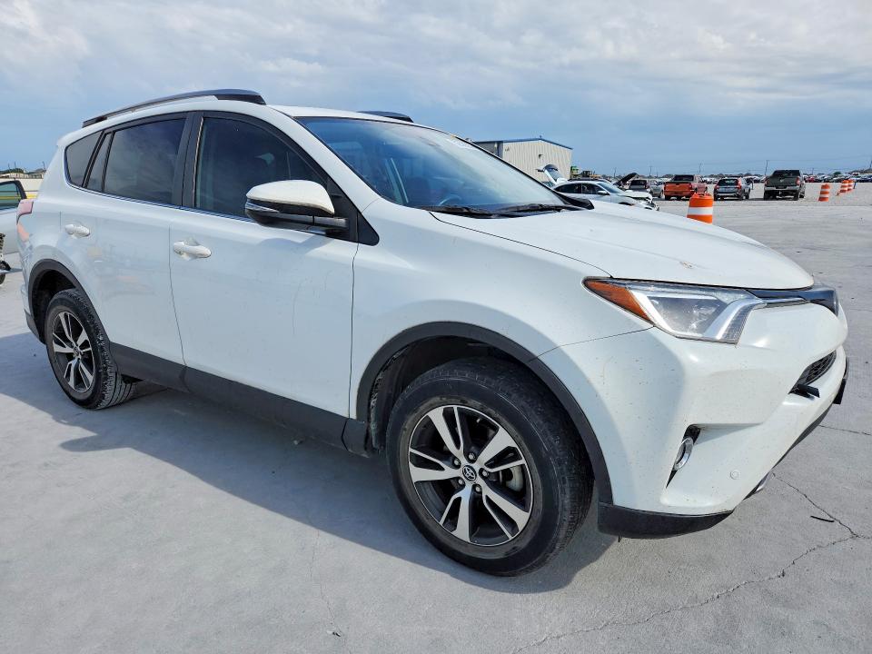 Продаж на аукціоні авто 2018 Toyota Rav4, vin: JTMWFREV4JJ188681, номер лоту: 52599836
