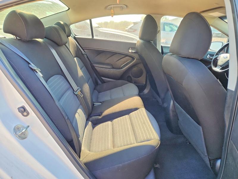 2018 Kia Forte მანქანა იყიდება აუქციონზე, vin: 3KPFL4A78JE275130, აუქციონის ნომერი: 55510286