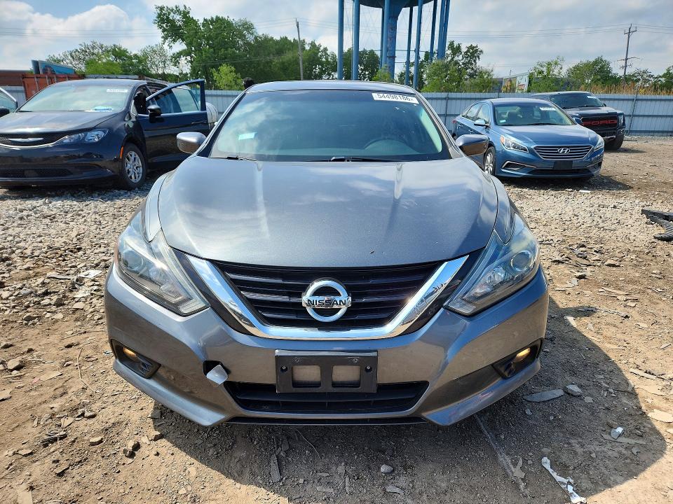 Продажа на аукционе авто 2018 Nissan Altima, vin: 1N4AL3AP8JC117484, номер лота: 54498186