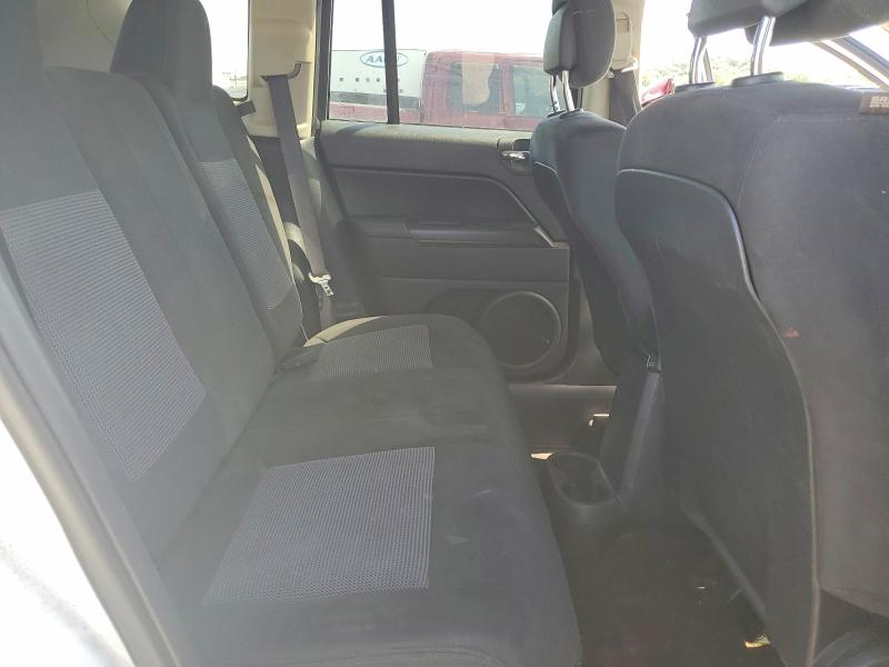 52817746 :رقم المزاد ، 1C4NJCBA5HD123291 vin ، 2017 Jeep Compass مزاد بيع