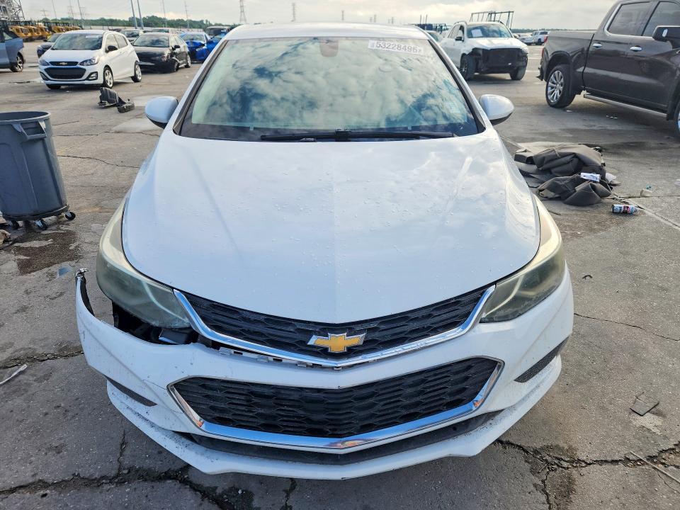53228496 :رقم المزاد ، 3G1BE6SM7HS585184 vin ، 2017 Chevrolet Cruze مزاد بيع