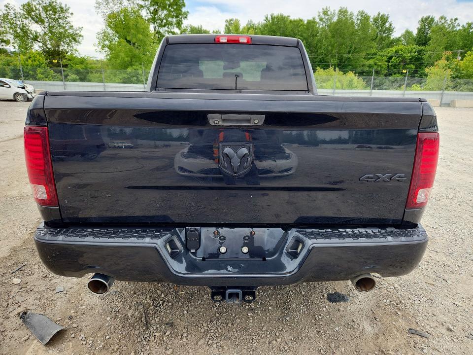 52962356 :رقم المزاد ، 1C6RR7FT8FS585924 vin ، 2015 Ram 1500 مزاد بيع