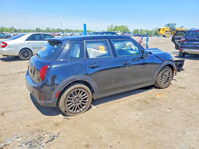 52366396 :رقم المزاد ، WMW53GD08T2X96938 vin ، 2026 Mini Cooper مزاد بيع