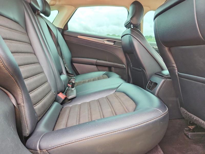 55096356 :رقم المزاد ، 3FA6P0HD3HR311923 vin ، 2017 Ford Fusion مزاد بيع