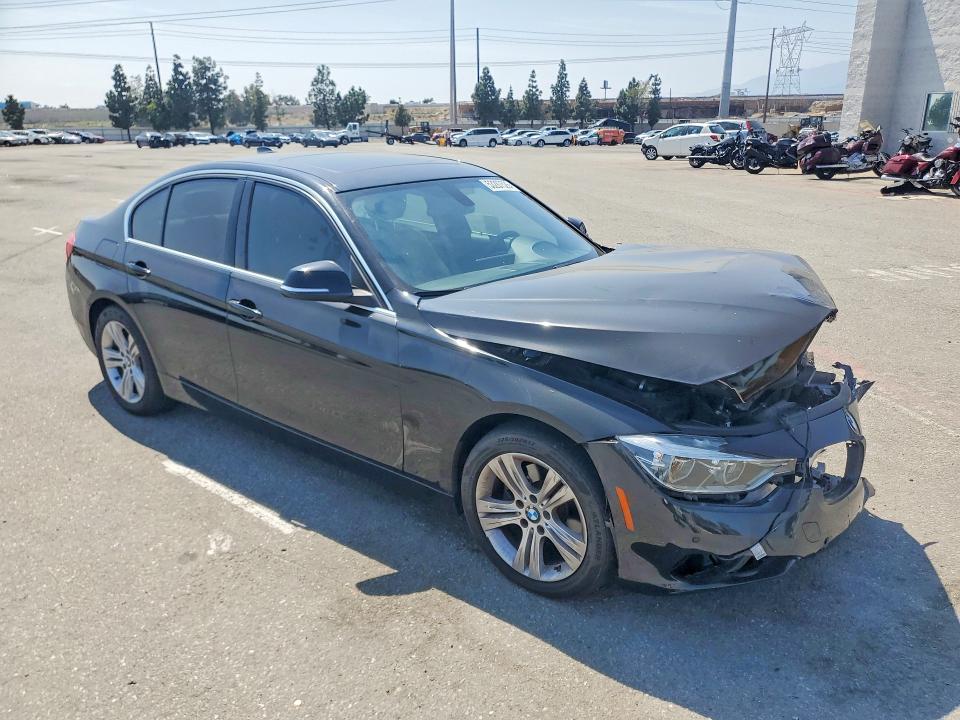 53287526 :رقم المزاد ، WBA8B9G50HNU09565 vin ، 2017 Bmw 330 مزاد بيع
