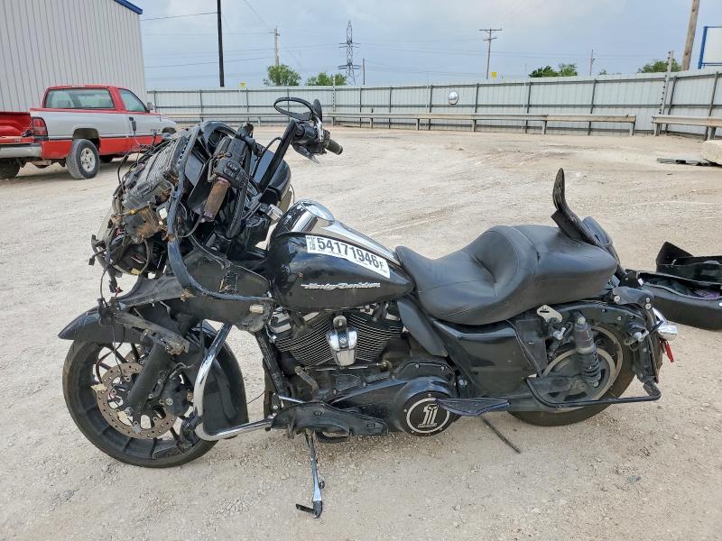 54171946 :رقم المزاد ، 1HD1KTC1XHB662641 vin ، 2017 Harley-davidson Fltrxs مزاد بيع