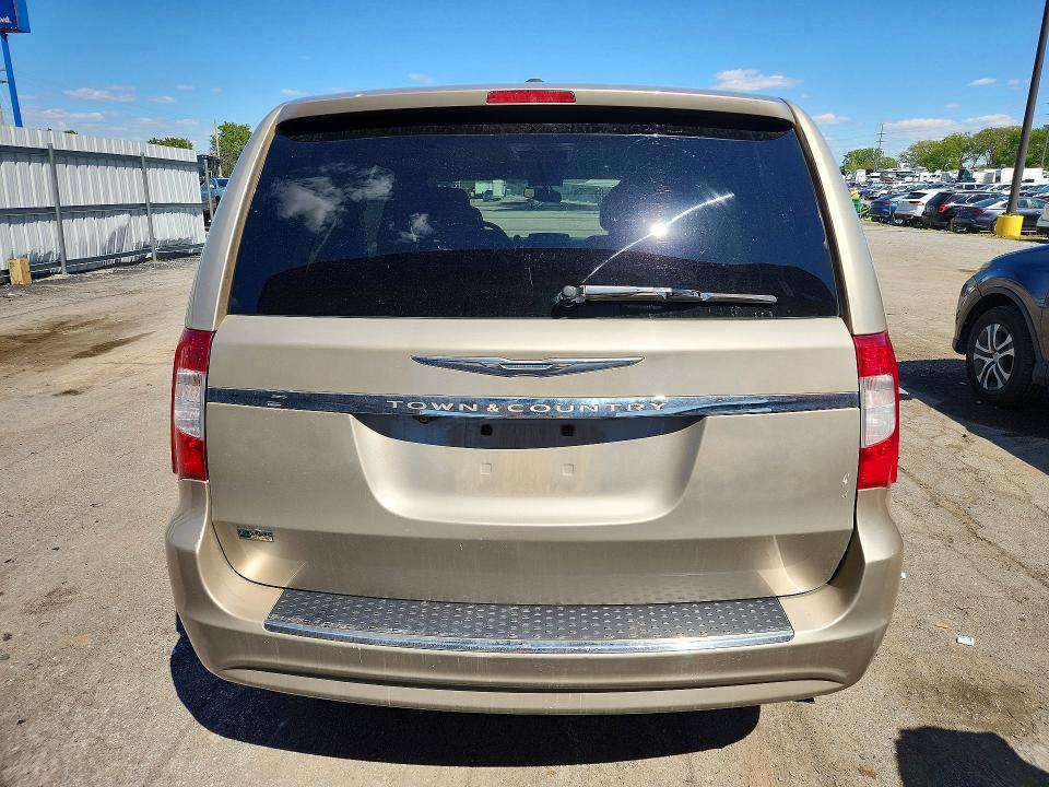 53558366 :رقم المزاد ، 2C4RC1BG2GR205866 vin ، 2016 Chrysler Town & Country مزاد بيع