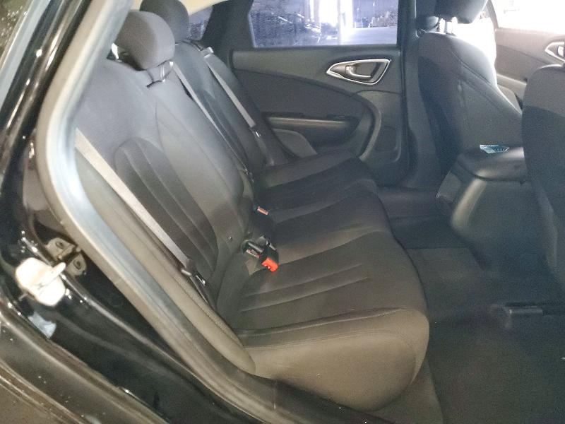 Продаж на аукціоні авто 2016 Chrysler 200, vin: 1C3CCCAB9GN125585, номер лоту: 51272936