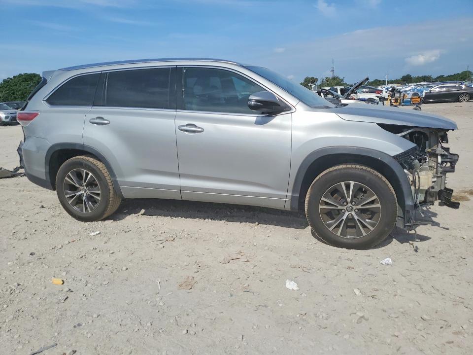 Продажа на аукционе авто 2016 Toyota Highlander, vin: 5TDKKRFH2GS121625, номер лота: 52645566