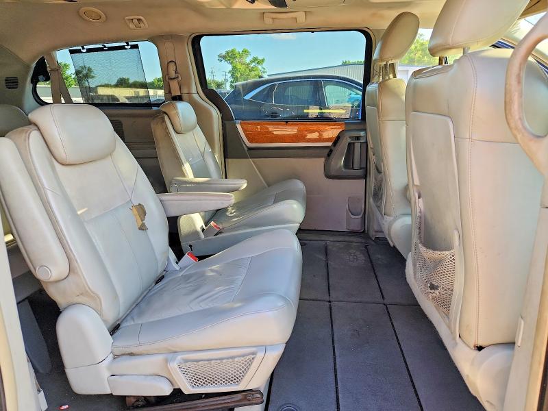 Продажа на аукционе авто 2010 Chrysler Town & Country, vin: 2A4RR6DX0AR133852, номер лота: 53556656