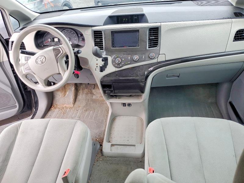 2012 Toyota Sienna მანქანა იყიდება აუქციონზე, vin: 5TDZK3DC9CS177297, აუქციონის ნომერი: 51796686