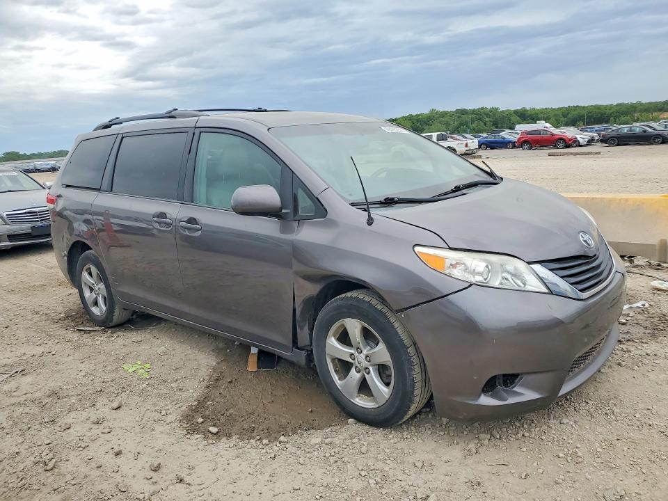 Продаж на аукціоні авто 2011 Toyota Sienna, vin: 5TDKK3DC1BS003045, номер лоту: 49495236