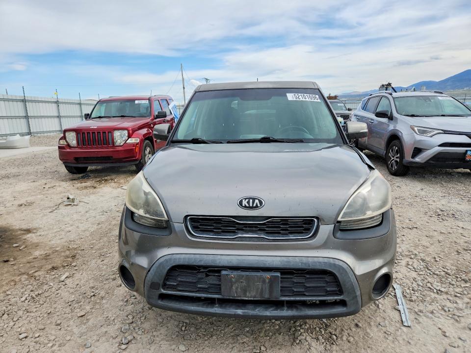 52101696 :رقم المزاد ، KNDJT2A69D7487609 vin ، 2013 Kia Soul مزاد بيع