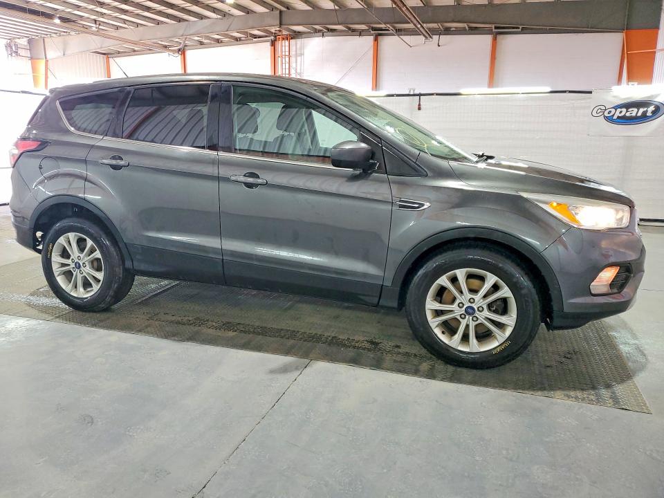 Продаж на аукціоні авто 2017 Ford Escape, vin: 1FMCU9GD8HUD46747, номер лоту: 52005976