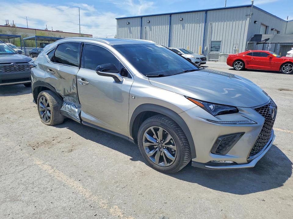 2018 Lexus Nx 300 მანქანა იყიდება აუქციონზე, vin: JTJYARBZ6J2115978, აუქციონის ნომერი: 52577246
