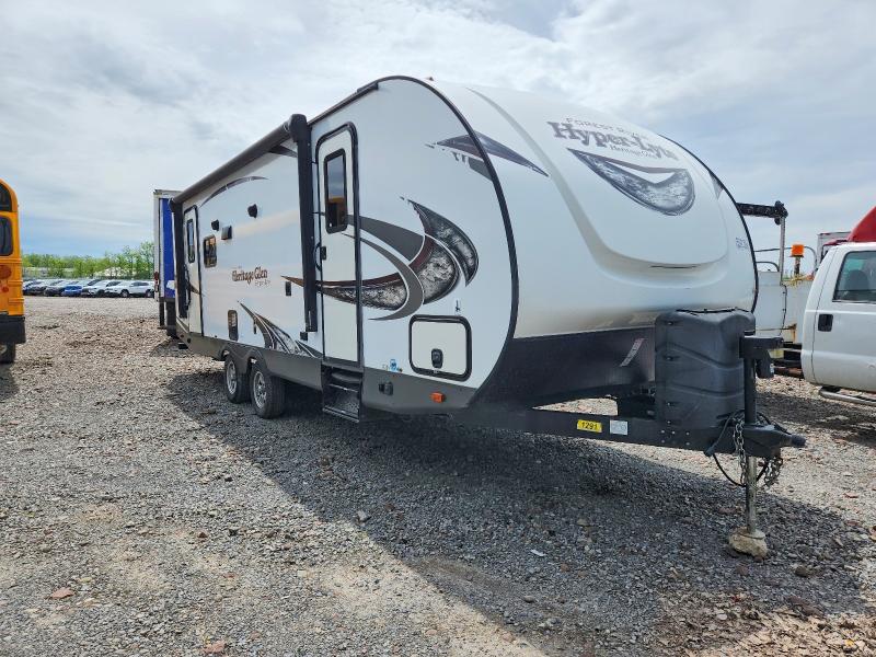 53981306 :رقم المزاد ، 4X4TWBB25JU016978 vin ، 2018 Wildwood Forest Riv مزاد بيع