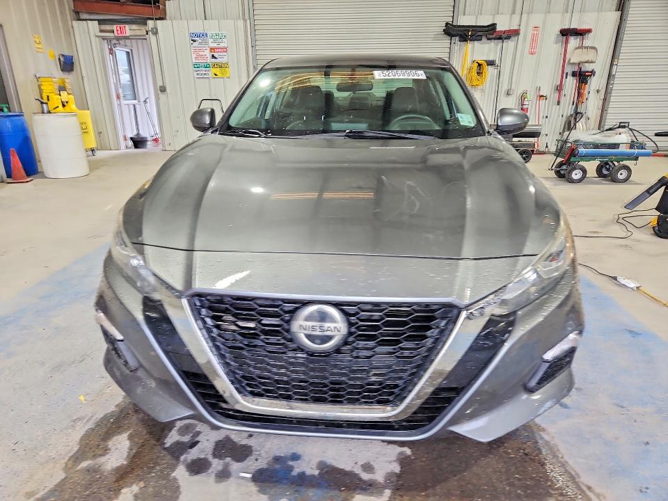 2019 Nissan Altima მანქანა იყიდება აუქციონზე, vin: 1N4BL4BV8KC232823, აუქციონის ნომერი: 52069906