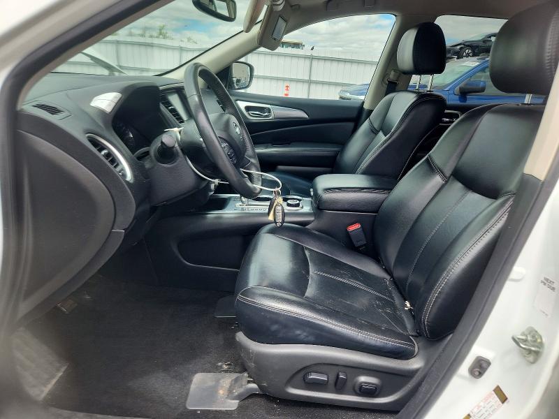 54477866 :رقم المزاد ، 5N1DR2MM8JC611759 vin ، 2018 Nissan Pathfinder مزاد بيع
