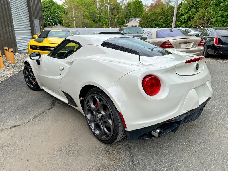 2016 Alfa Romeo 4c მანქანა იყიდება აუქციონზე, vin: ZARBAAA41GM177436, აუქციონის ნომერი: 53692196