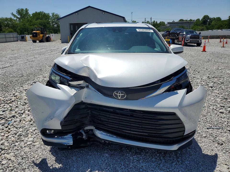 Продажа на аукционе авто 2026 Toyota Sienna, vin: 5TDYRKECXTS316613, номер лота: 55303056