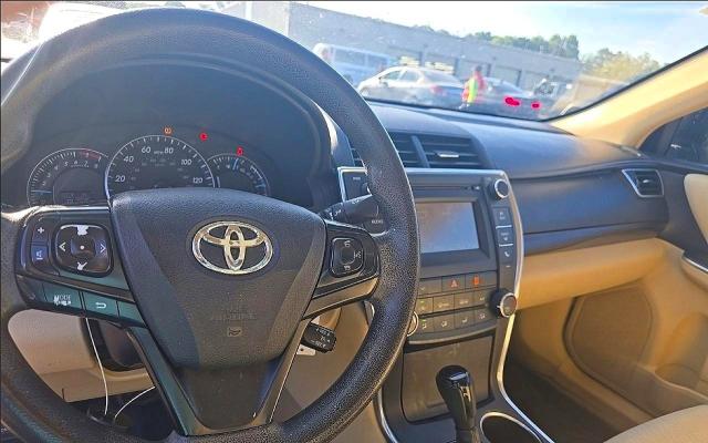 Продажа на аукционе авто 2015 Toyota Camry, vin: 4T4BF1FK3FR460102, номер лота: 55116316