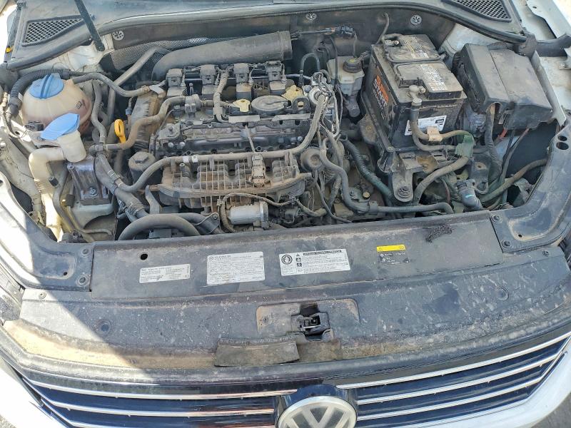 2017 Volkswagen Passat მანქანა იყიდება აუქციონზე, vin: 1VWBT7A3XHC072851, აუქციონის ნომერი: 51311556