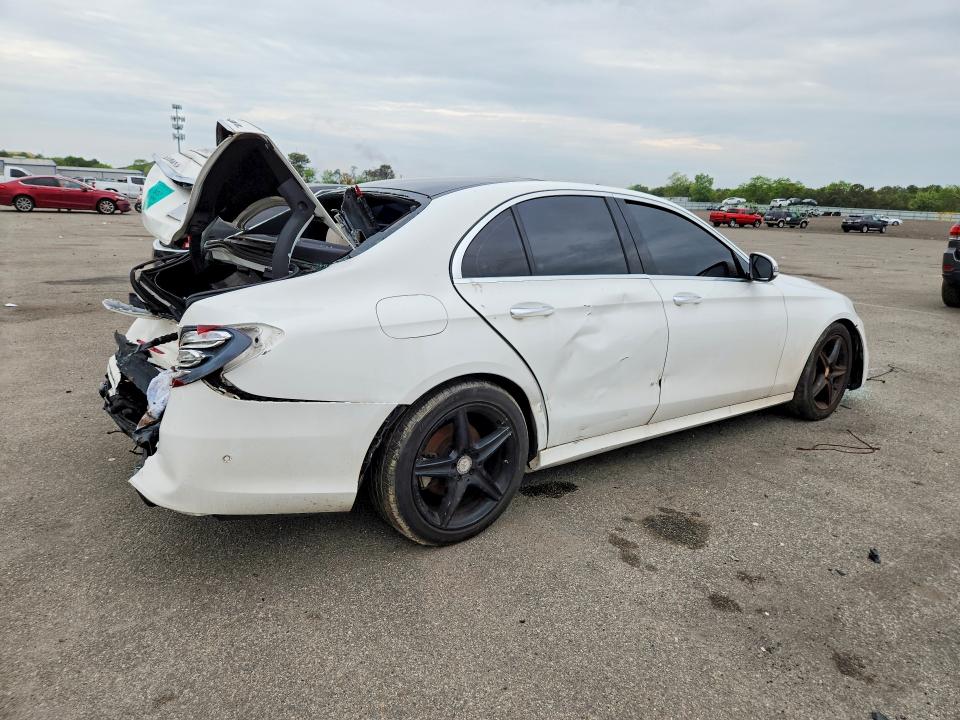 55242376 :رقم المزاد ، WDDZF4KB6HA052241 vin ، 2017 Mercedes-benz E مزاد بيع