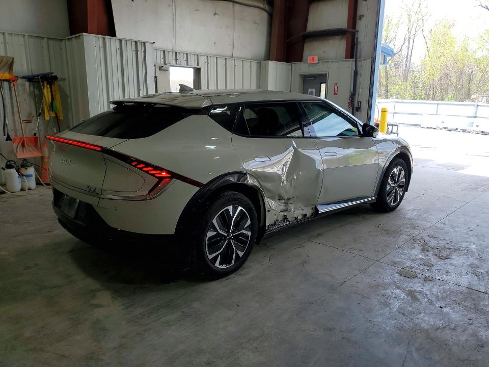 Продажа на аукционе авто 2022 Kia Ev6, vin: KNDC3DLC6N5079895, номер лота: 52063026