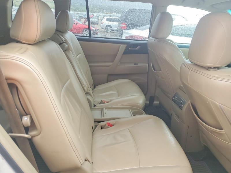 52321006 :رقم المزاد ، 5TDBK3EH1CS166869 vin ، 2012 Toyota Highlander مزاد بيع