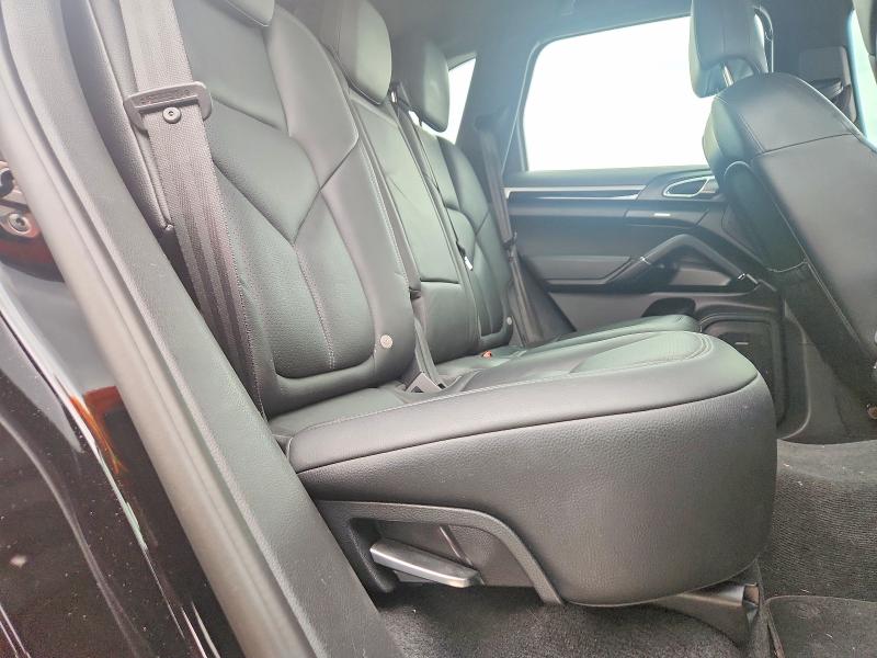 53967486 :رقم المزاد ، WP1AA2A27GLA05698 vin ، 2016 Porsche Cayenne مزاد بيع