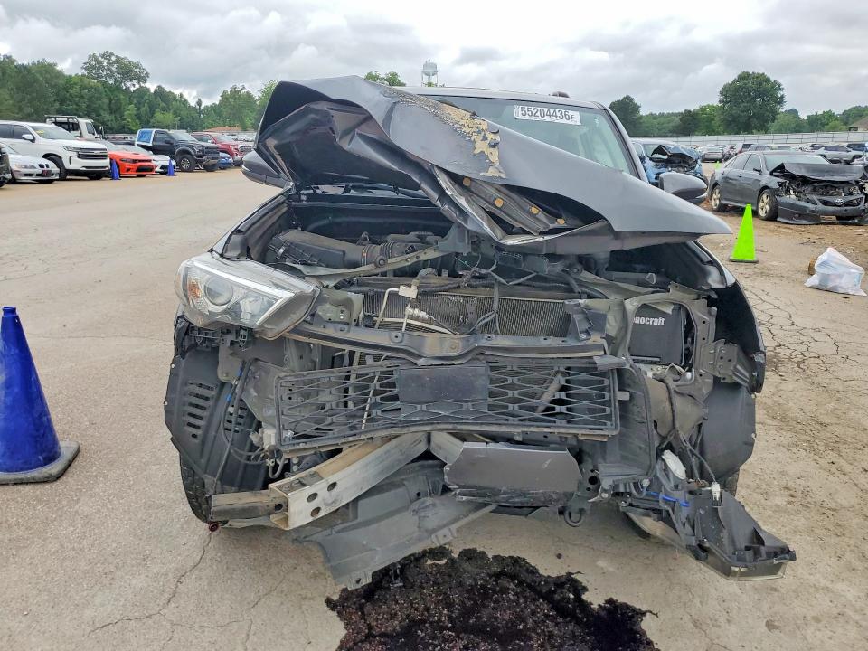 Продажа на аукционе авто 2020 Toyota 4runner, vin: JTEZU5JR3L5222699, номер лота: 55204436