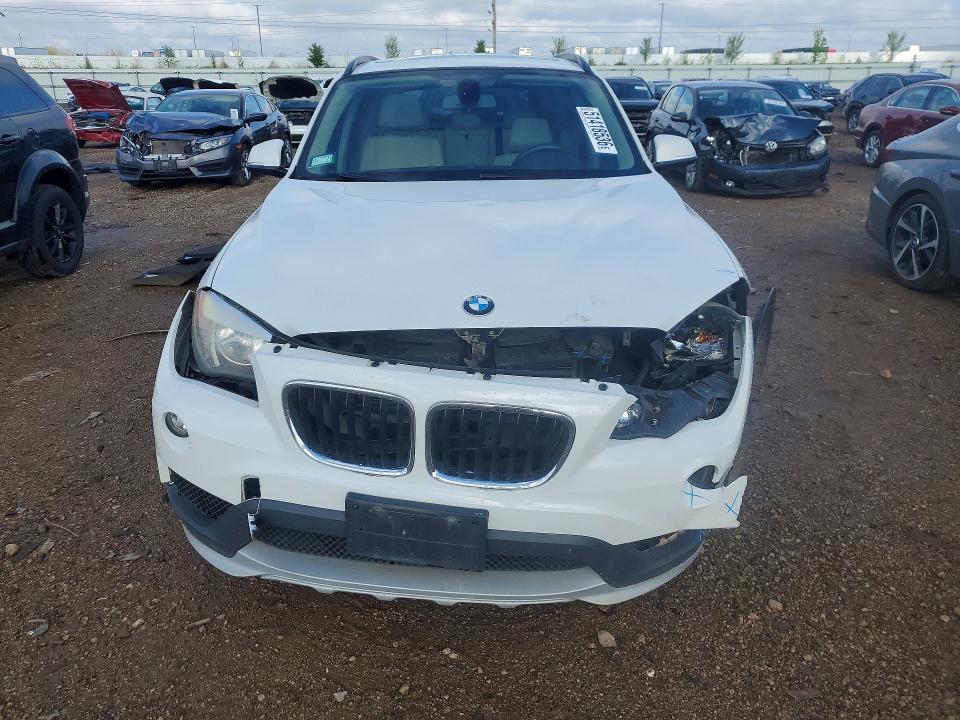 2015 Bmw X1 მანქანა იყიდება აუქციონზე, vin: WBAVL1C58FVY28204, აუქციონის ნომერი: 51418536