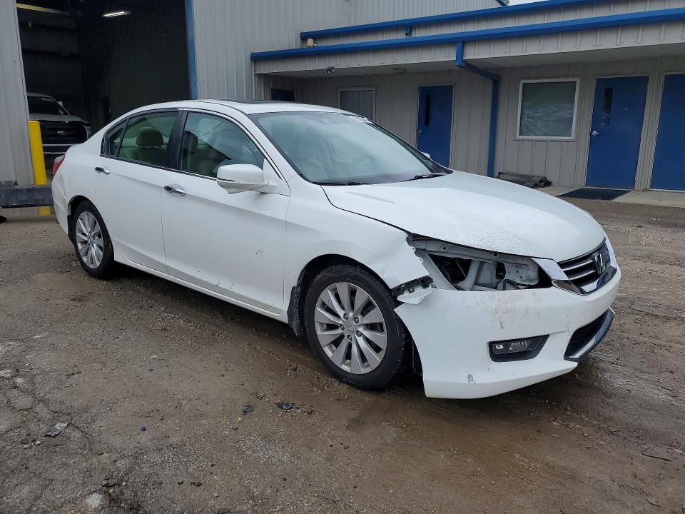 2015 Honda Accord მანქანა იყიდება აუქციონზე, vin: 1HGCR2F84FA129875, აუქციონის ნომერი: 51830416