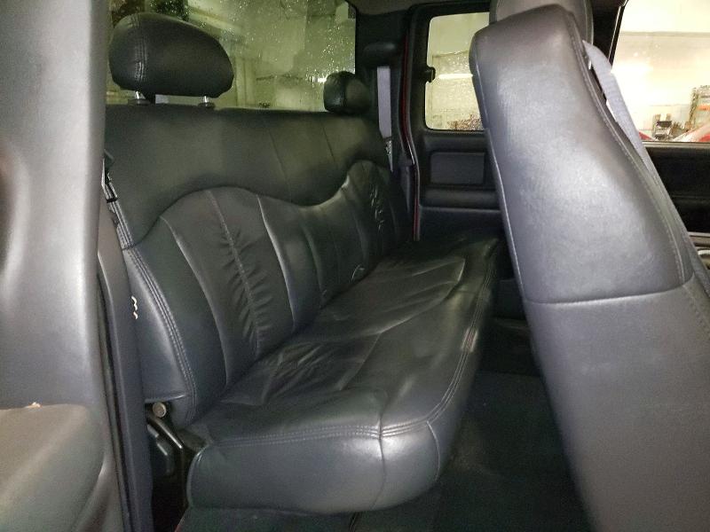 Продажа на аукционе авто 2002 Gmc New Sierra, vin: 2GTEK19T221235333, номер лота: 53080536