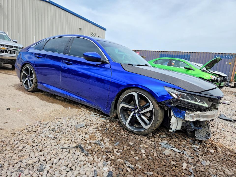 54512126 :رقم المزاد ، 1HGCV2F34JA019885 vin ، 2018 Honda Accord مزاد بيع