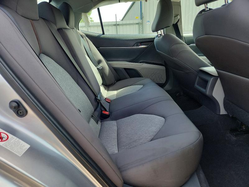 52054016 :رقم المزاد ، 4T1B11HK5KU226589 vin ، 2019 Toyota Camry مزاد بيع