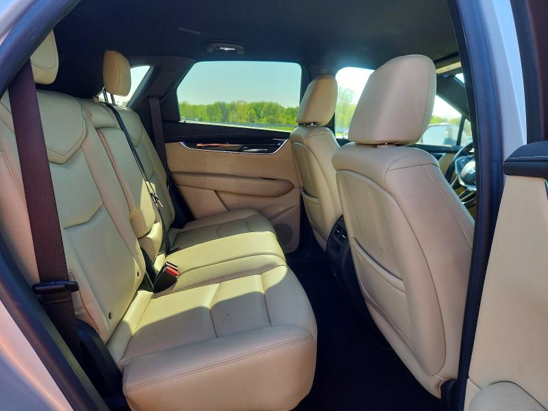 52512606 :رقم المزاد ، 1GYKNARS2HZ263886 vin ، 2017 Cadillac Xt4 مزاد بيع