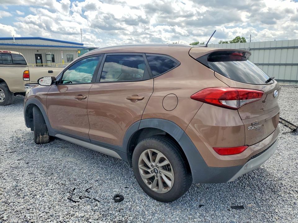 2017 Hyundai Tucson მანქანა იყიდება აუქციონზე, vin: KM8J33A22HU332888, აუქციონის ნომერი: 52240496