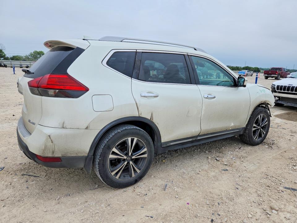 52811876 :رقم المزاد ، 5N1AT2MV1HC773501 vin ، 2017 Nissan Rogue مزاد بيع