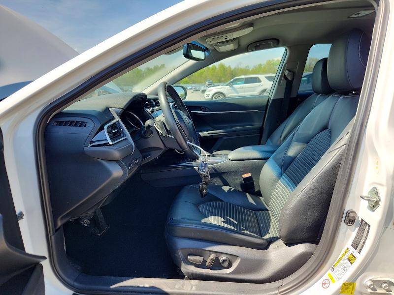 Продажа на аукционе авто 2018 Toyota Camry, vin: 4T1B11HK6JU510800, номер лота: 52172356