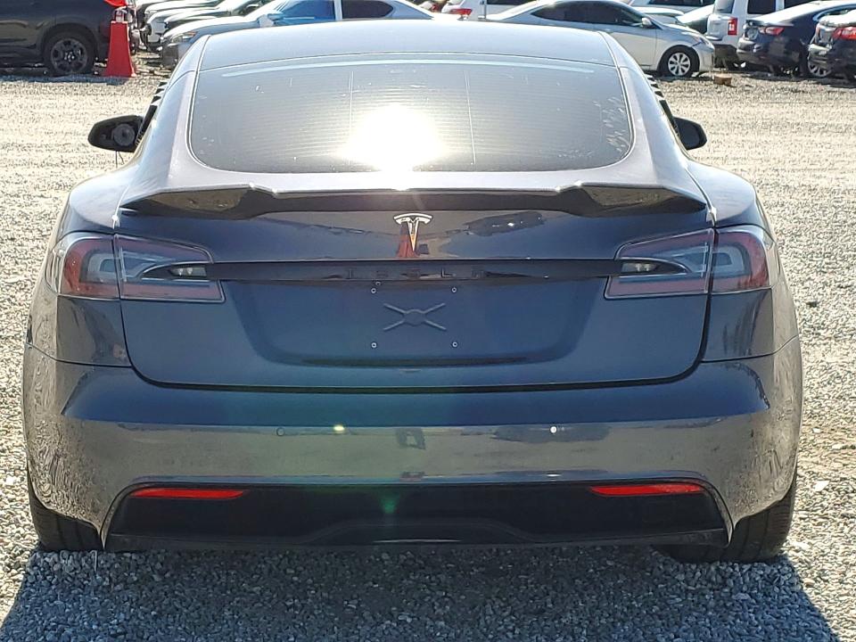 2022 Tesla Model S მანქანა იყიდება აუქციონზე, vin: 5YJSA1E53NF460844, აუქციონის ნომერი: 51919936