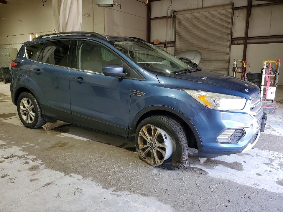 Продаж на аукціоні авто 2018 Ford Escape, vin: 1FMCU9HD5JUA02829, номер лоту: 52741176