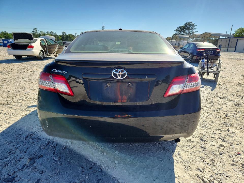 52494286 :رقم المزاد ، 4T1BF3EK7BU733995 vin ، 2011 Toyota Camry مزاد بيع